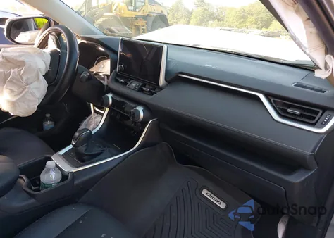 2025 Toyota Rav4 Hybrid Xle Premium from USA, damaged, VIN JTMB6RFV6SD153783